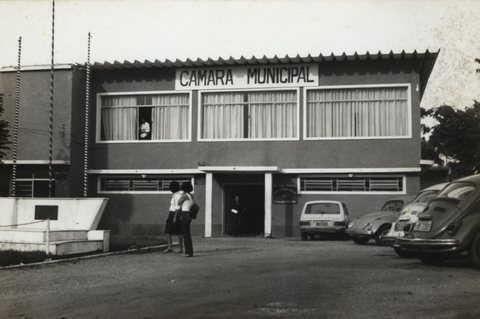 Prédio onde funcionou a Câmara entre os anos de 1977 e 2012, na Avenida Emancipação, nº 125, no Centro. (Acervo CMI)